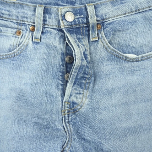 Levi 501s Jeans - Picture 2 of 3